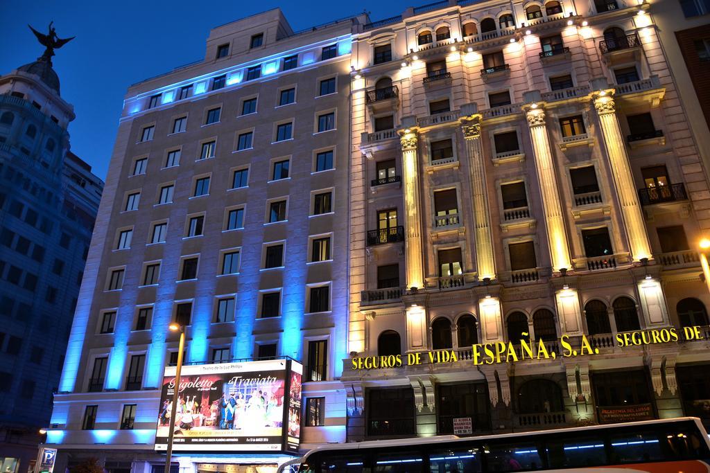 Hospedaje Romero Gran Via Madrid Bagian luar foto